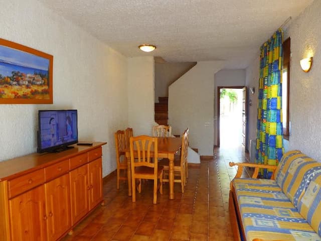 APARTMENT CAPACITY 6 TWO BEDROOMS