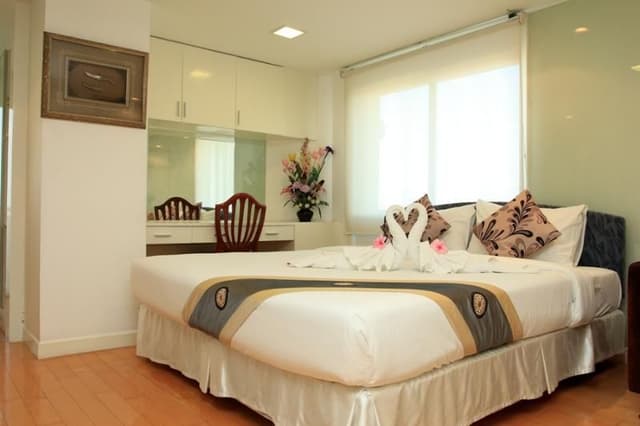 DOUBLE LUXURY