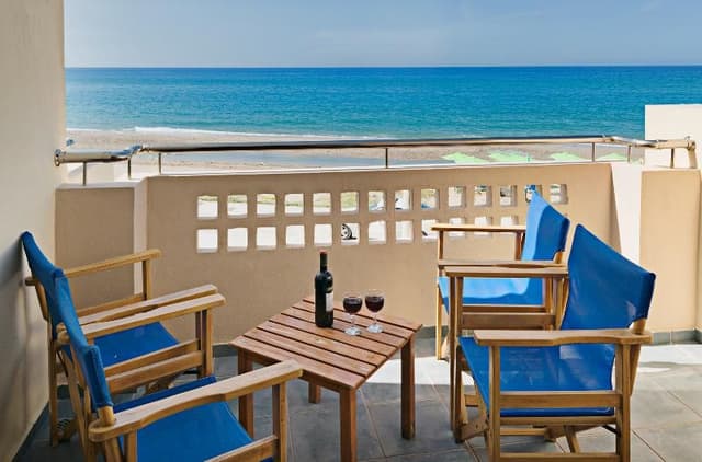 SUITE SEA VIEW ONE BEDROOM