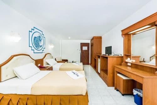 Deluxe Twin Room