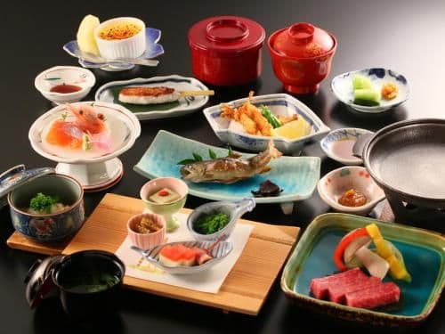 Japanese-Style Room - Breakfast + Dinner Included