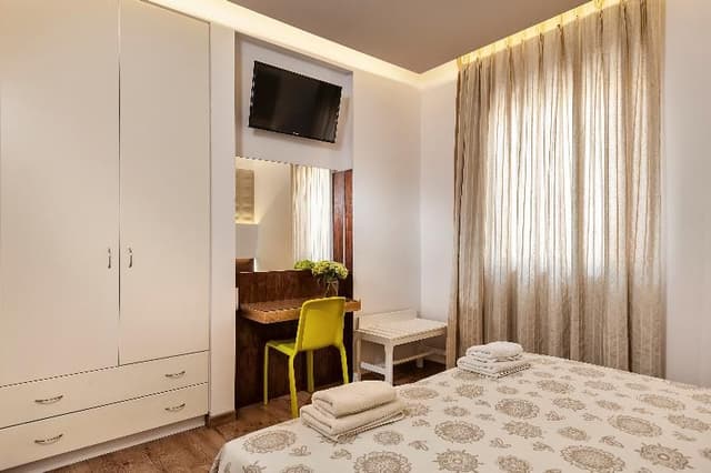 APARTMENT ONE BEDROOM