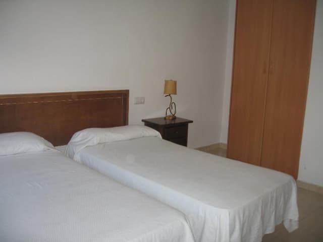 APARTMENT CAPACITY 4
