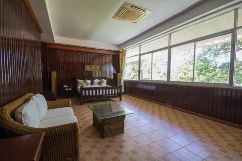 Sea View Suite