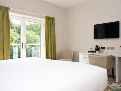 Waterside Hotel