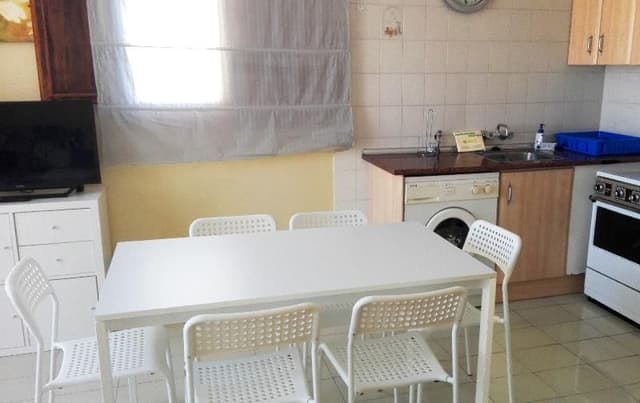 APARTMENT CAPACITY 4 ONE BEDROOM