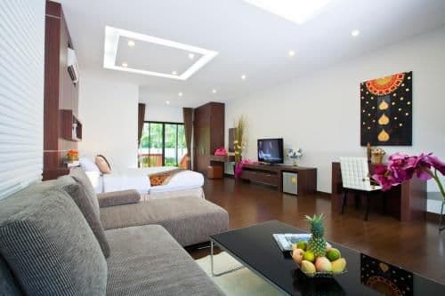 Grand Superior Room