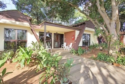 Bungalow with Garden View