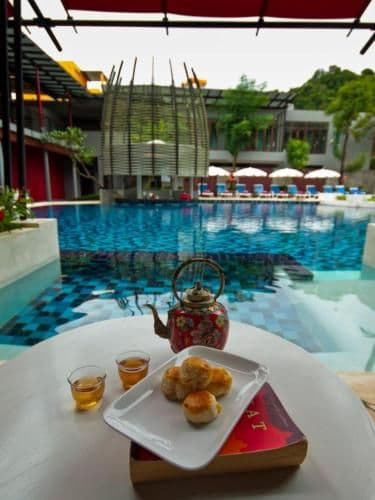 Deluxe Double or Twin Room with Pool Access