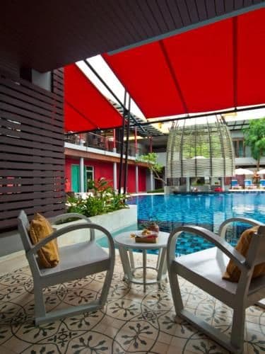 Deluxe Double or Twin Room with Pool Access