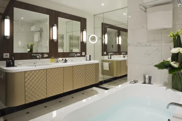 SUITE STANDARD