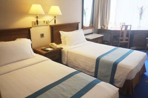 Standard Queen or Twin Room