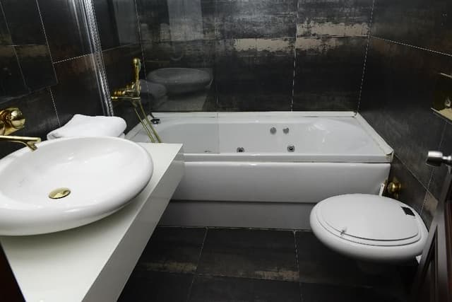 SUITE STANDARD