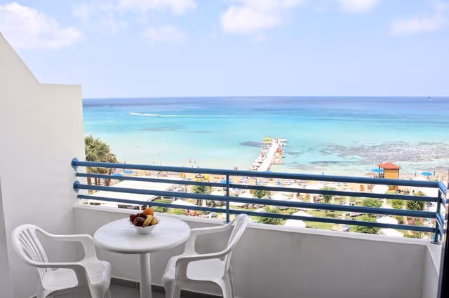 TWIN SEA VIEW