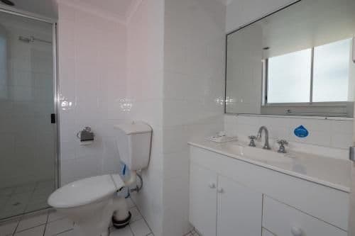 Deluxe Two-Bedroom Apartment with Sea View - (Maximum 5 Guests)