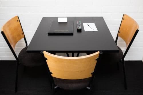 Executive Twin Studio