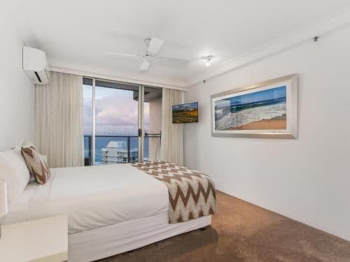 Superior Riverview Apartment