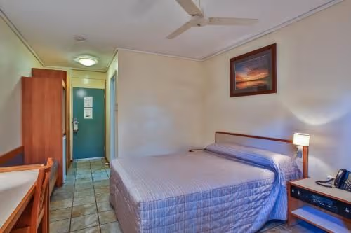 Premium Queen Room
