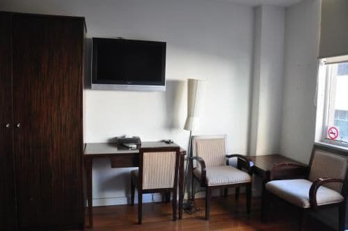 Deluxe Studio Apartment