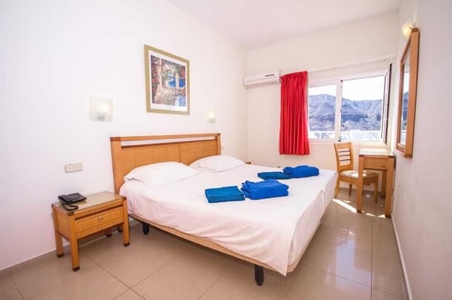 APARTMENT SUPERIOR