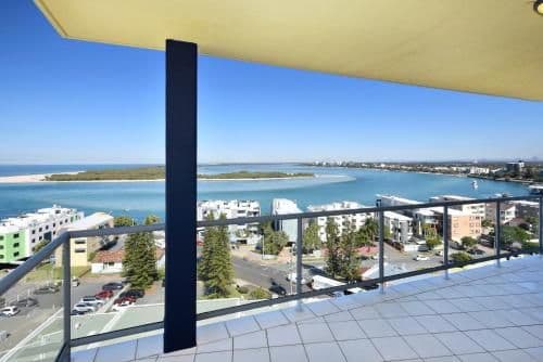 Two-Bedroom Apartment Superior View