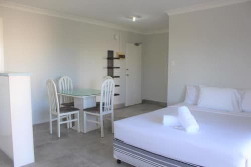 One-Bedroom Apartment with Balcony
