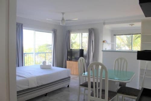 One-Bedroom Apartment with Balcony