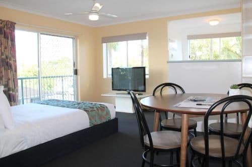 One-Bedroom Apartment with Balcony