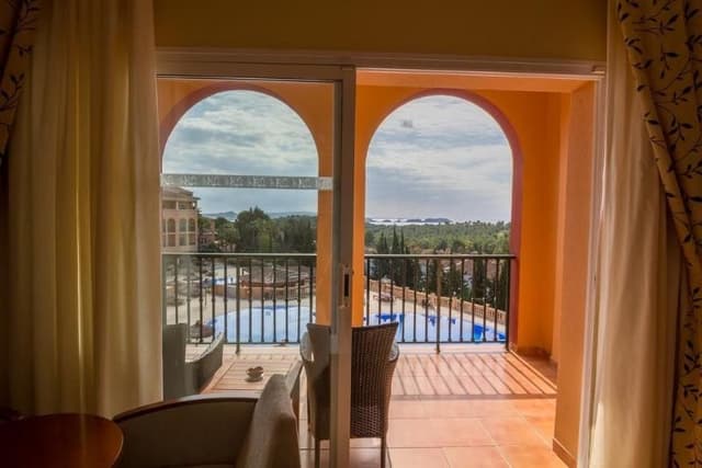 Double or Twin POOL VIEW