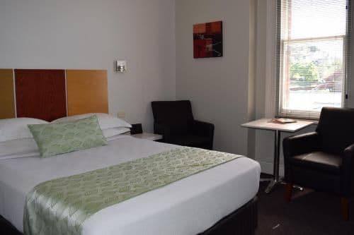 Deluxe Queen Room
