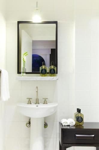 Heritage Queen Room