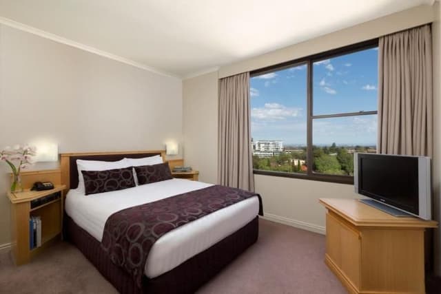 SUITE ONE BEDROOM