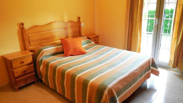 APARTMENT CAPACITY 6 TWO BEDROOMS