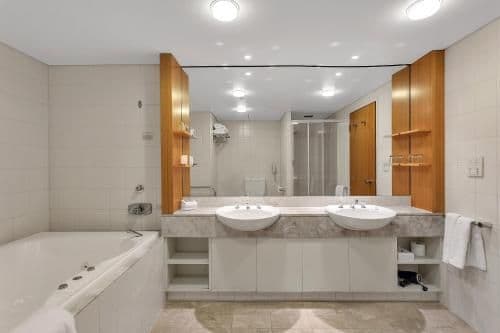 Junior Suite with Spa Bath
