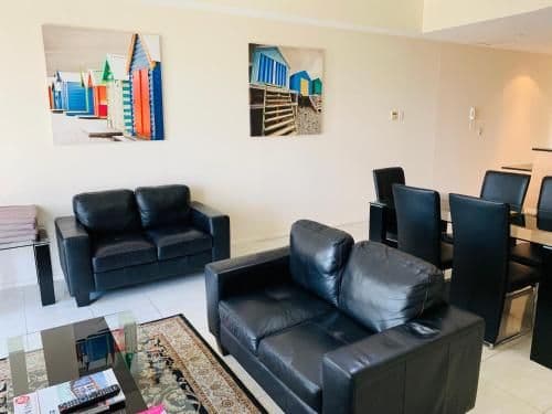 Large Two-Bedroom Apartment with Sea View