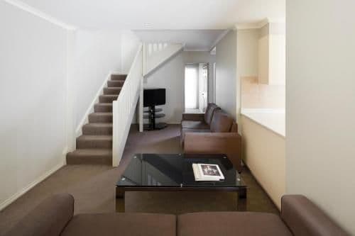 Four-Bedroom Deluxe Apartment