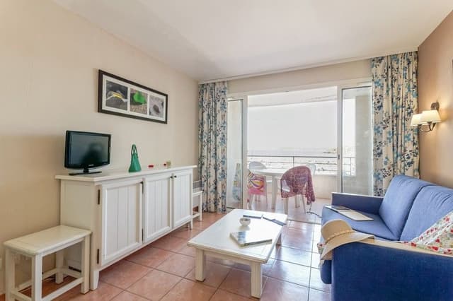 APARTMENT CAPACITY 4