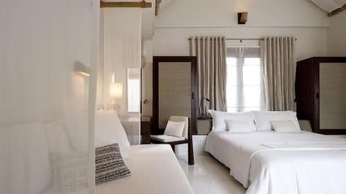 SALA Pool Villa