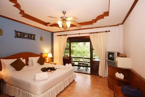 Superior Bungalow with Garden View