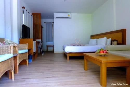 Pool Side Room