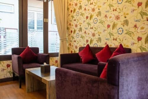 Suite - Cattleya