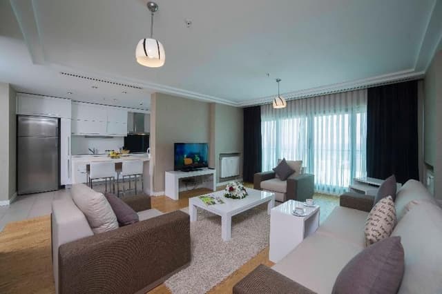 SUITE GRAND