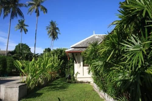 Beachfront Three-Bedroom Villa with Private Pool with Round Trip Airport Transfer