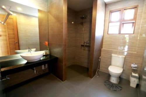 Beachfront 2 Bedroom Villa with Free Shuttle to Lamai Center