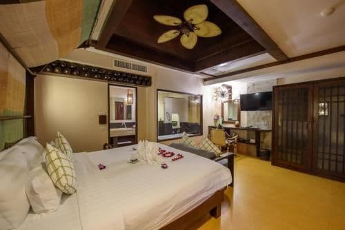 Deluxe Villa with Spa Bath