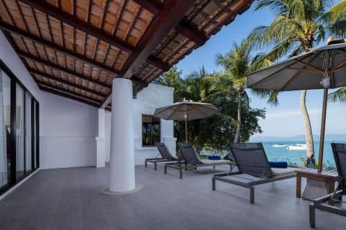 Villa - Beach Front