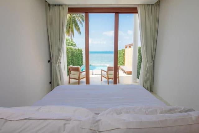 Beachfront Pool Villa