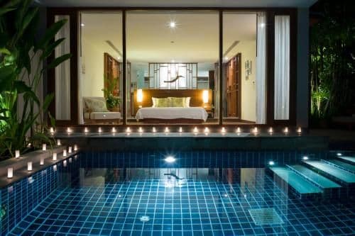 Pool Residence