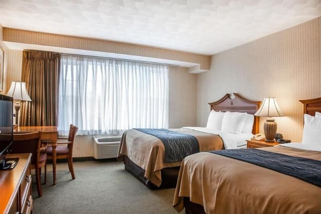 DOUBLE TWO DOUBLE BEDS