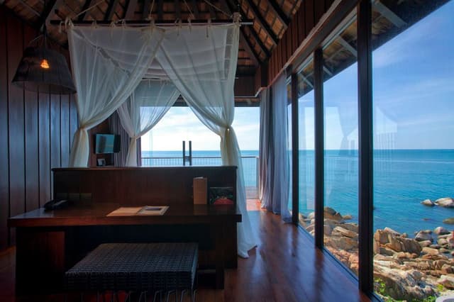 VILLA OCEAN FRONT